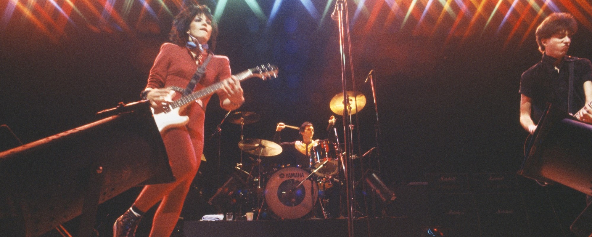 On the Charts 44 Years Ago, Joan Jett and The Blackhearts Kicked Off a Seven-Week Peak at No. 1 With This Legendary Tune