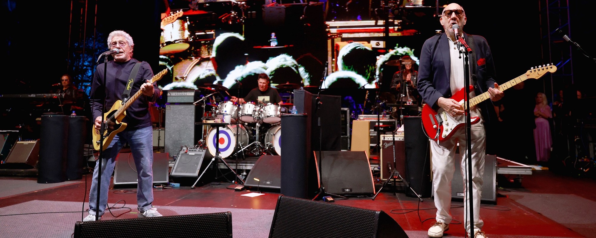 بيت تاونسند يثير ألبوم استوديو جديد محتمل لـ The Who: “روجر يريد تجربته”