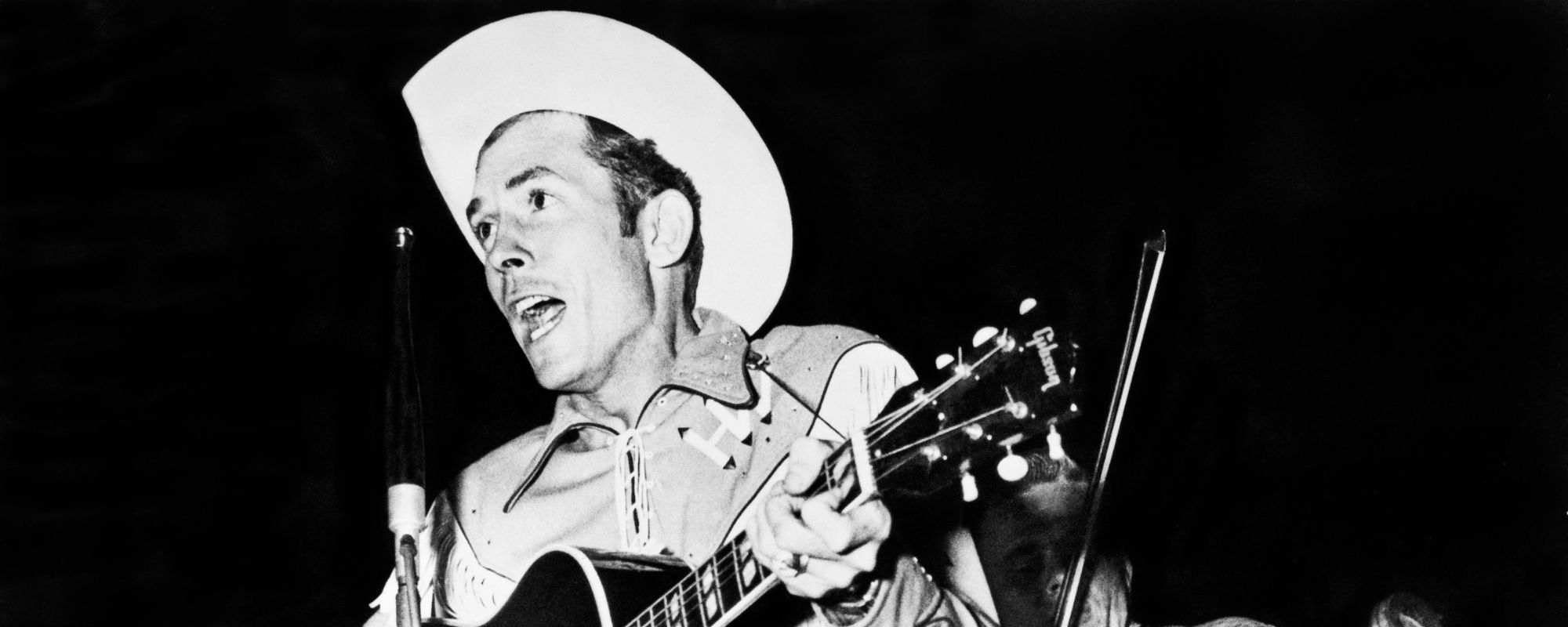 في مثل هذا اليوم من عام 1951، سجل هانك ويليامز عملين كلاسيكيين، أدرج أحدهما جورج جونز في سيرته الذاتية