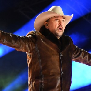 Jason Aldean Marks 31 No. 1 Hits With Surprise Celebration in Nashville