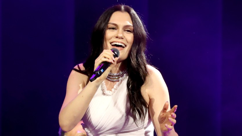 Jessie J Taken to Hospital After Head Injury While Entering Car