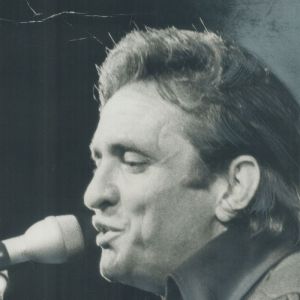 On the Charts 56 Years Ago, Johnny Cash Was at No. 1 With an Album That Included This Grammy-Winning Duet With Wife June Carter Cash