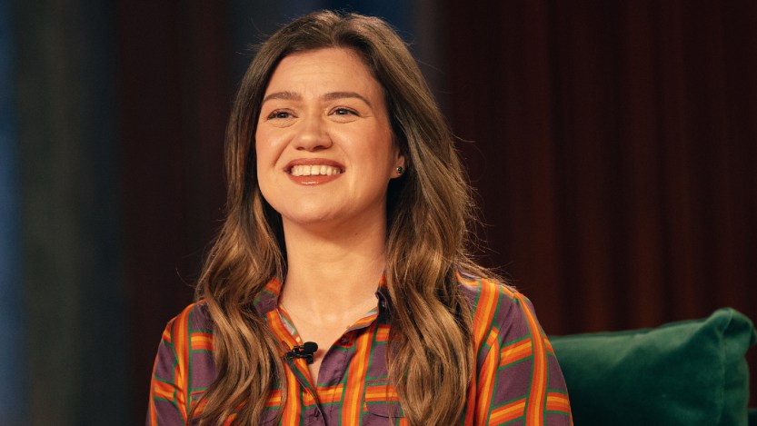 Kelly Clarkson Says 'American Idol' Wasn't Honest About the Winner's Prize
