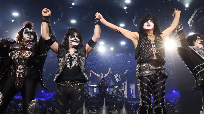 Paul Stanley Promises KISS Avatar Show Will "Blow People Away"