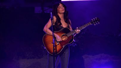 “Haters Are Gonna Say That That Bull Is AI”: Kacey Musgraves Explains Wild Story Behind ‘Middle of Nowhere’ Album Cover