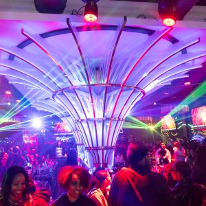 15 Injured After Lighting Rig Falls Into Crowd During Max Dean Performance