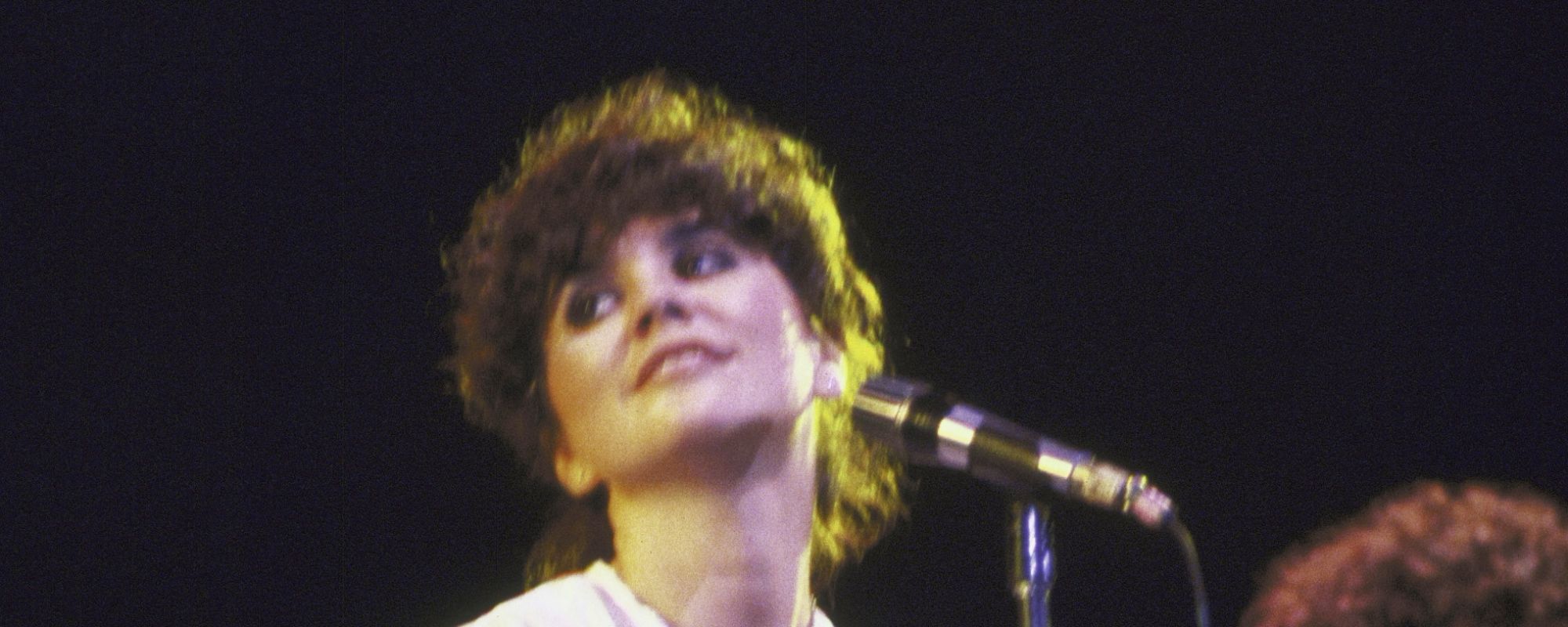 On This Day in 1975, Linda Ronstadt Released Her Chart-Topping Crossover Cover of This 1960 Everly Brothers Hit