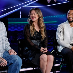 Adam Levine, Kelly Clarkson, John Legend