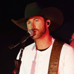 Riley Green Left Bleeding After Fan Throws Phone At His Face During Australia Set