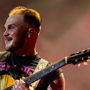 “See You August 7th”: Zach Bryan Invites Fan With Speech Impediment To Join Him Onstage in Utah