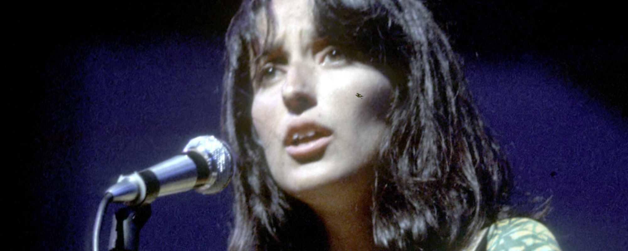 “What Happened?”: Joan Baez Once Called out a Record Label for Two Glaring Absences in Her Album Artwork