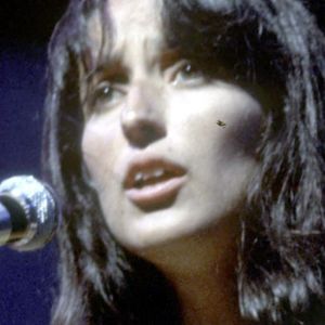 Joan Baez performing in 1970