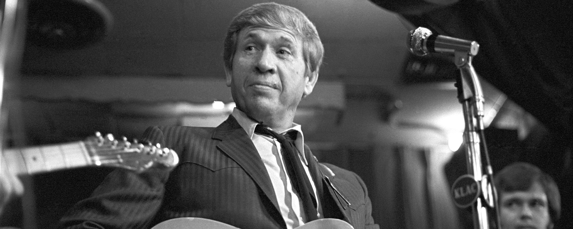 These 4 Buck Owens Songs From the 1960s Will Always Make Me Smile