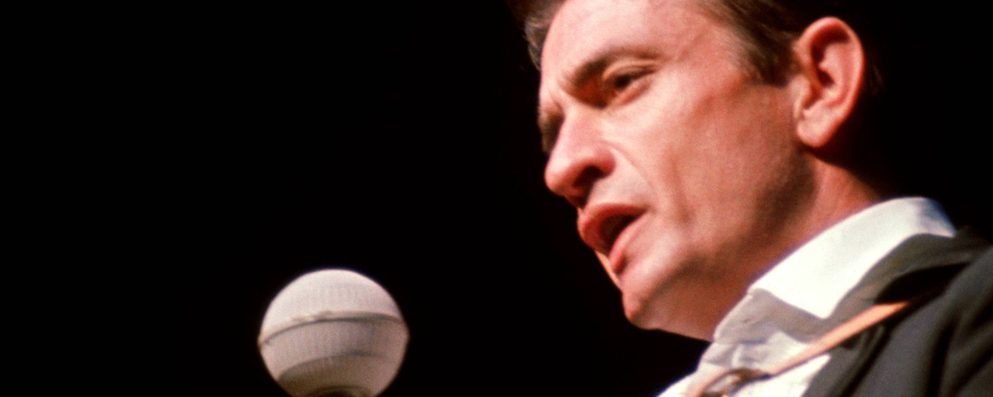 Johnny Cash Lifted a Bob Dylan Melody for This 1964 Single (But That’s Okay, Because Dylan Stole the Melody, Too)