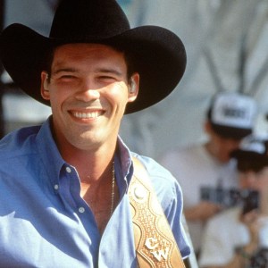 Clay Walker Wanted Randy Travis or Clint Black To Record One of His Biggest Hits