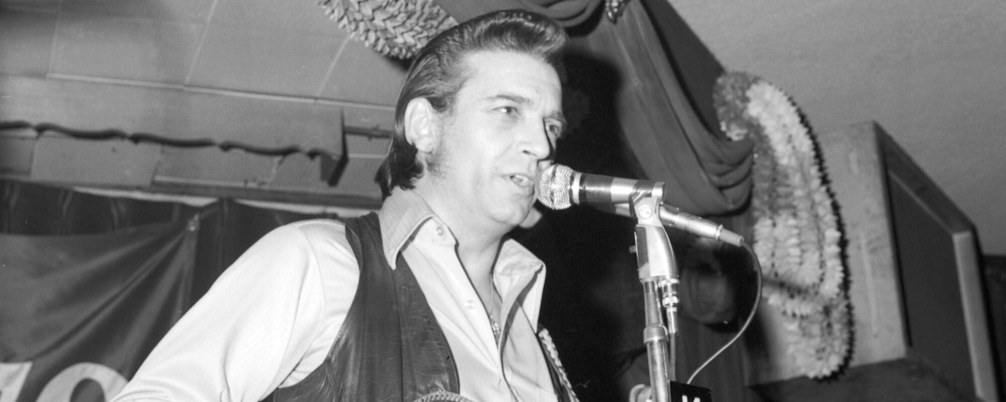 Born on This Day in 1925, the First Guitarist To Own a Telecaster, Who Played With Hank Williams and Wrote an Early Hit for Waylon Jennings
