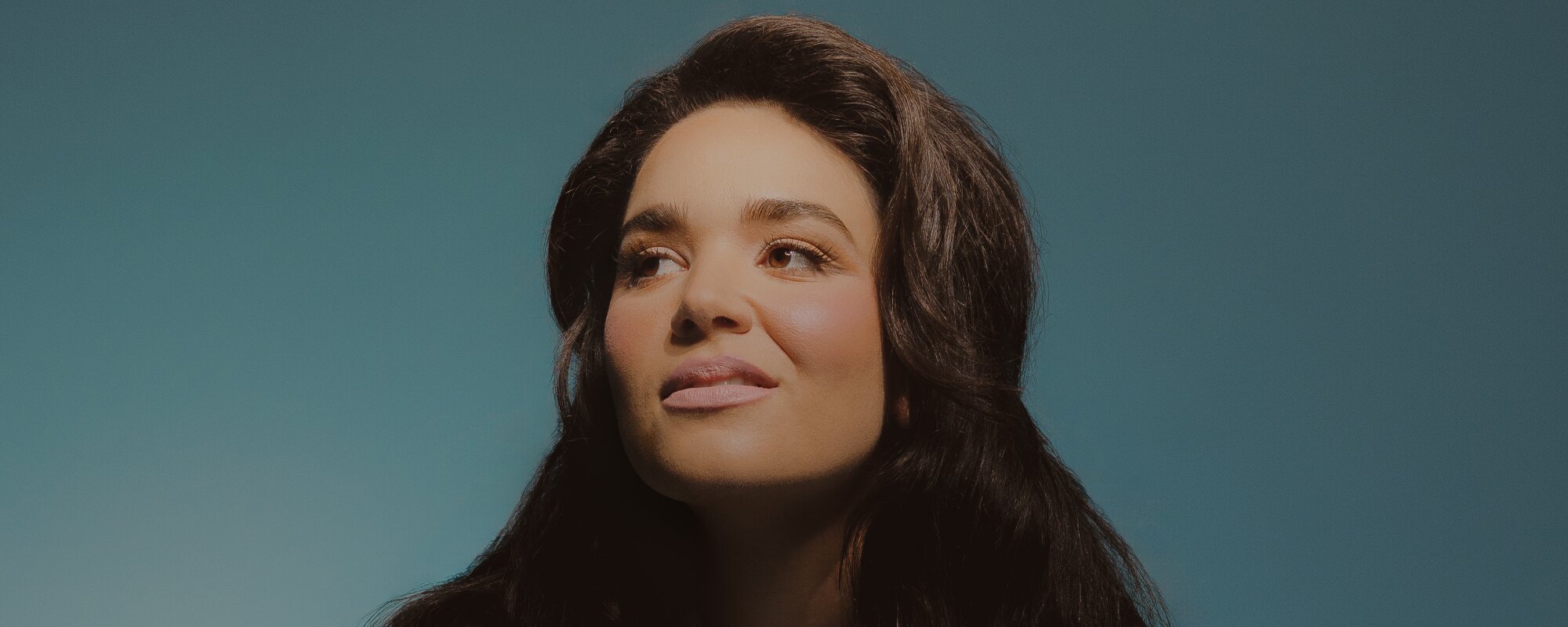 Emily NeNe تحقق انتصارًا صعبًا مع أغنية “Not a الفائز” من ألبومها القادم “Movin’ Shoes” (العرض الأول الحصري)