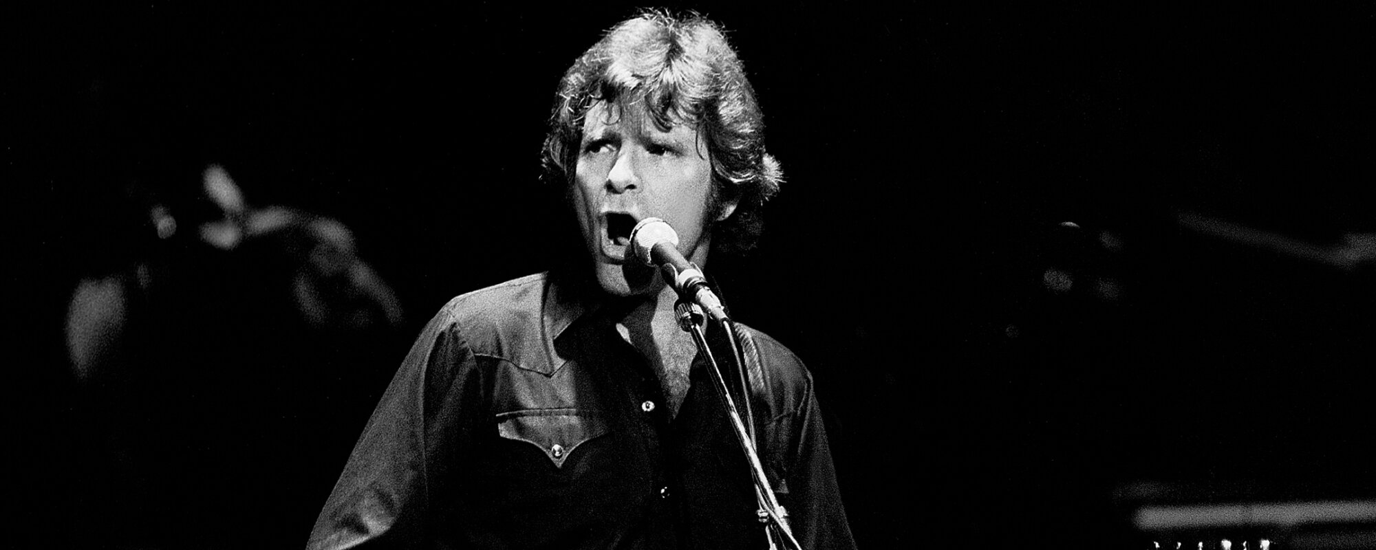 On the Charts 41 Years Ago, John Fogerty Hits No. 1 With His First Album in 10 Years, Solidifying His Comeback