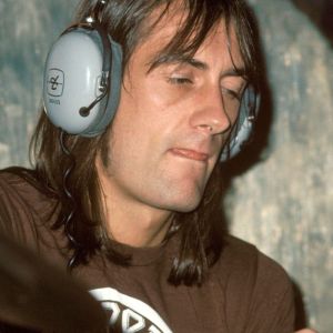 Mick Fleetwood performing in 1975