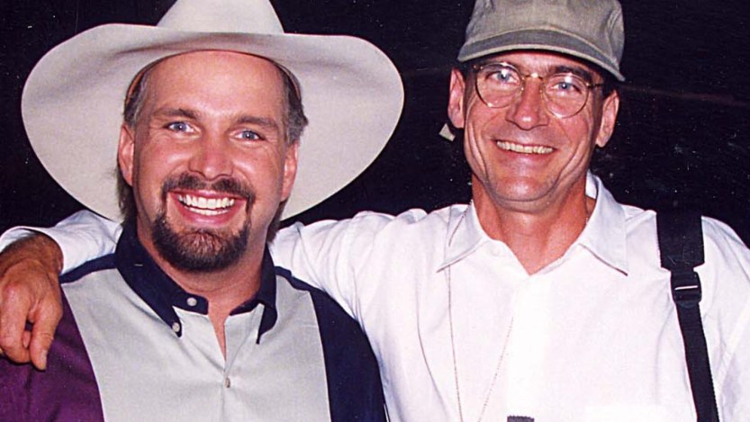 James Taylor Inspired What Became One of Garth Brooks’ Most Heartwarming Songs