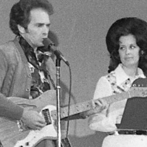 Merle Haggard and Leona Williams performing