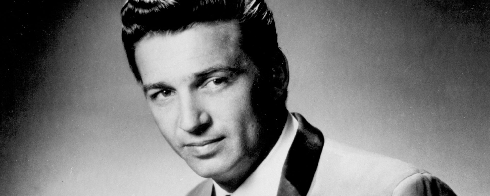The Heartwarming Reason Why Waylon Jennings Included a Beatles Cover on This 1966 Album