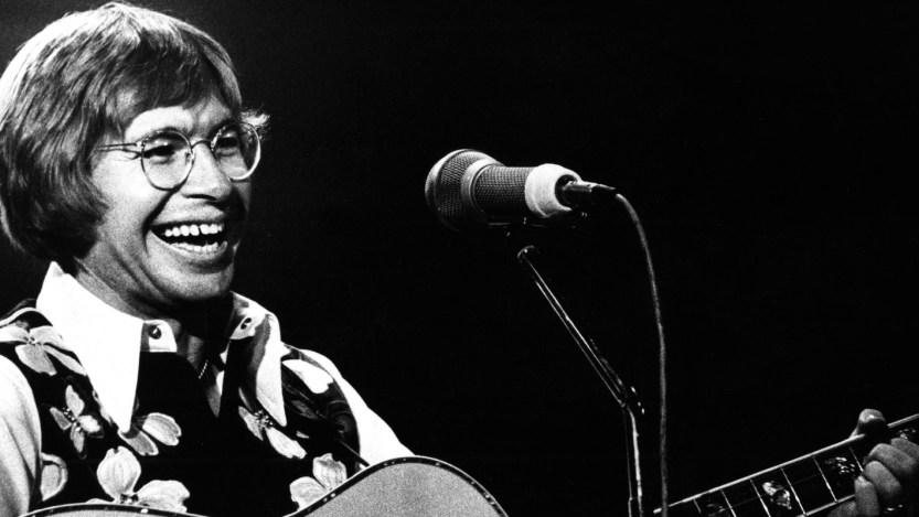 John Denver’s First No. 1 Hit Came Because of One Woman’s Heartbreaking Tragedy