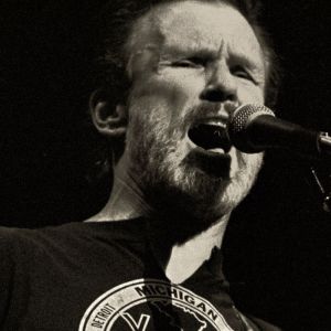 Kris Kristofferson performing