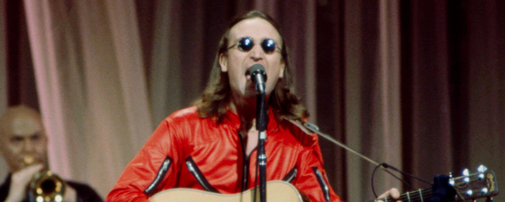 استخدم جون لينون ذات مرة تشبيهًا دقيقًا بشكل مدهش للرحلة البحرية لوصف تأثير فرقة البيتلز في هذه المقابلة عام 1975.