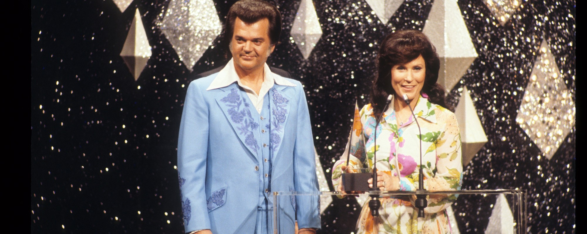 This Country Hit Convinced Loretta Lynn and Her Duet Partner to Start Listening to Lynn’s Husband