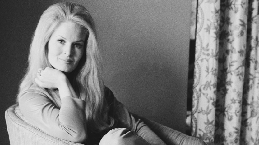 These 3 Unbelievably Heartbreaking Country Songs All Came Out in 1971