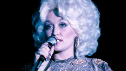 Dolly Parton performing in 1978
