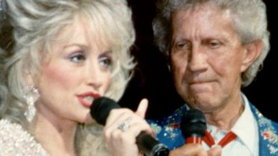 Dolly Parton and Porter Wagoner on stage together