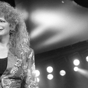 These 4 Country Albums From 1990 Will Forever Be Considered Masterpieces