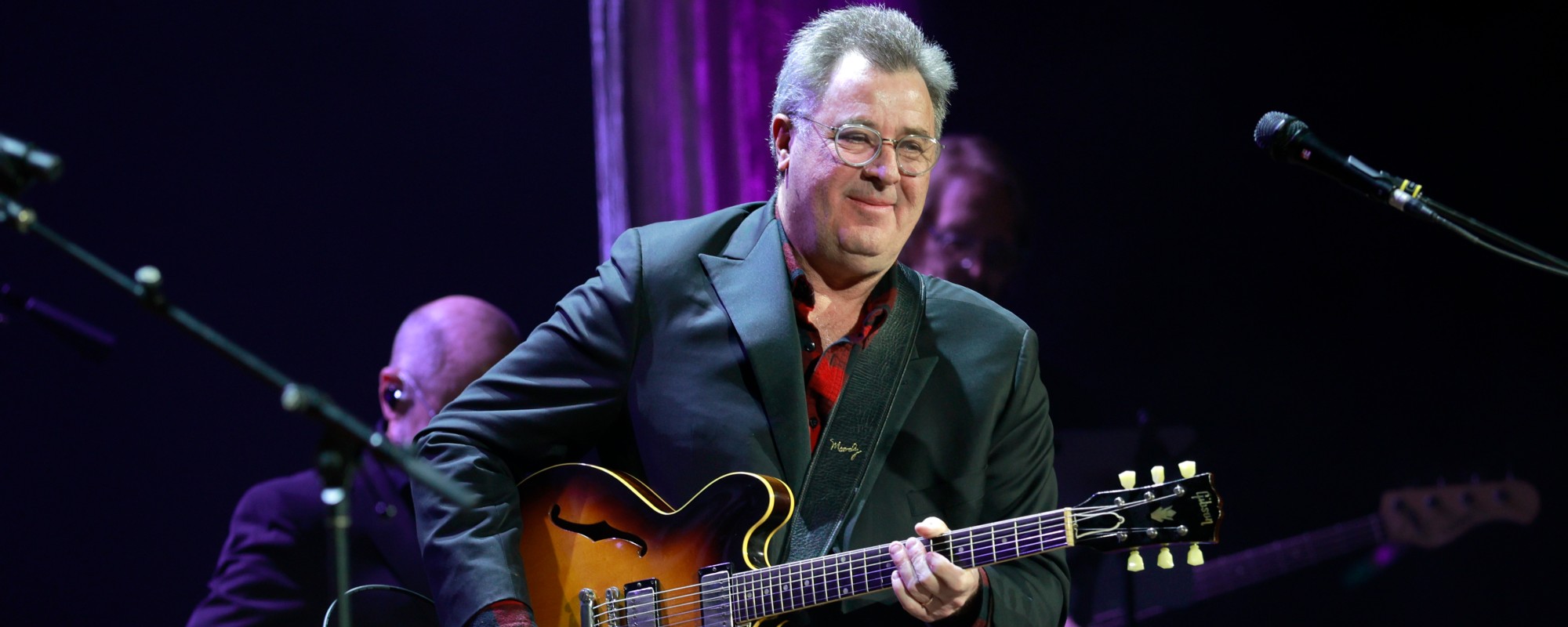 Hardly Anyone Remembers These 3 Vince Gill Collaborations, Even Though They Are Iconic