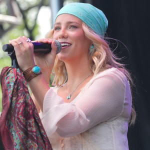 Avery Anna Celebrates Breakout Moment With ACM New Female Artist Win 