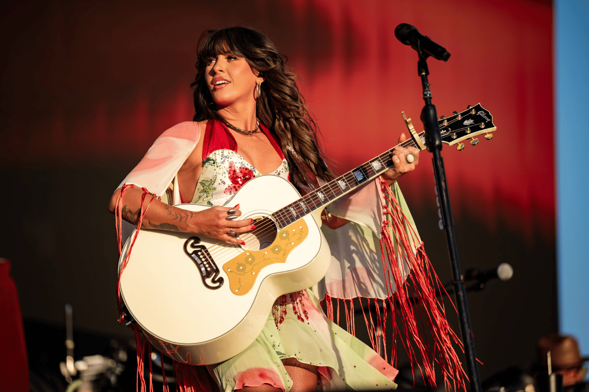 3 Nostalgia-Fuel Country Songs That Sting Like a Childhood Memory