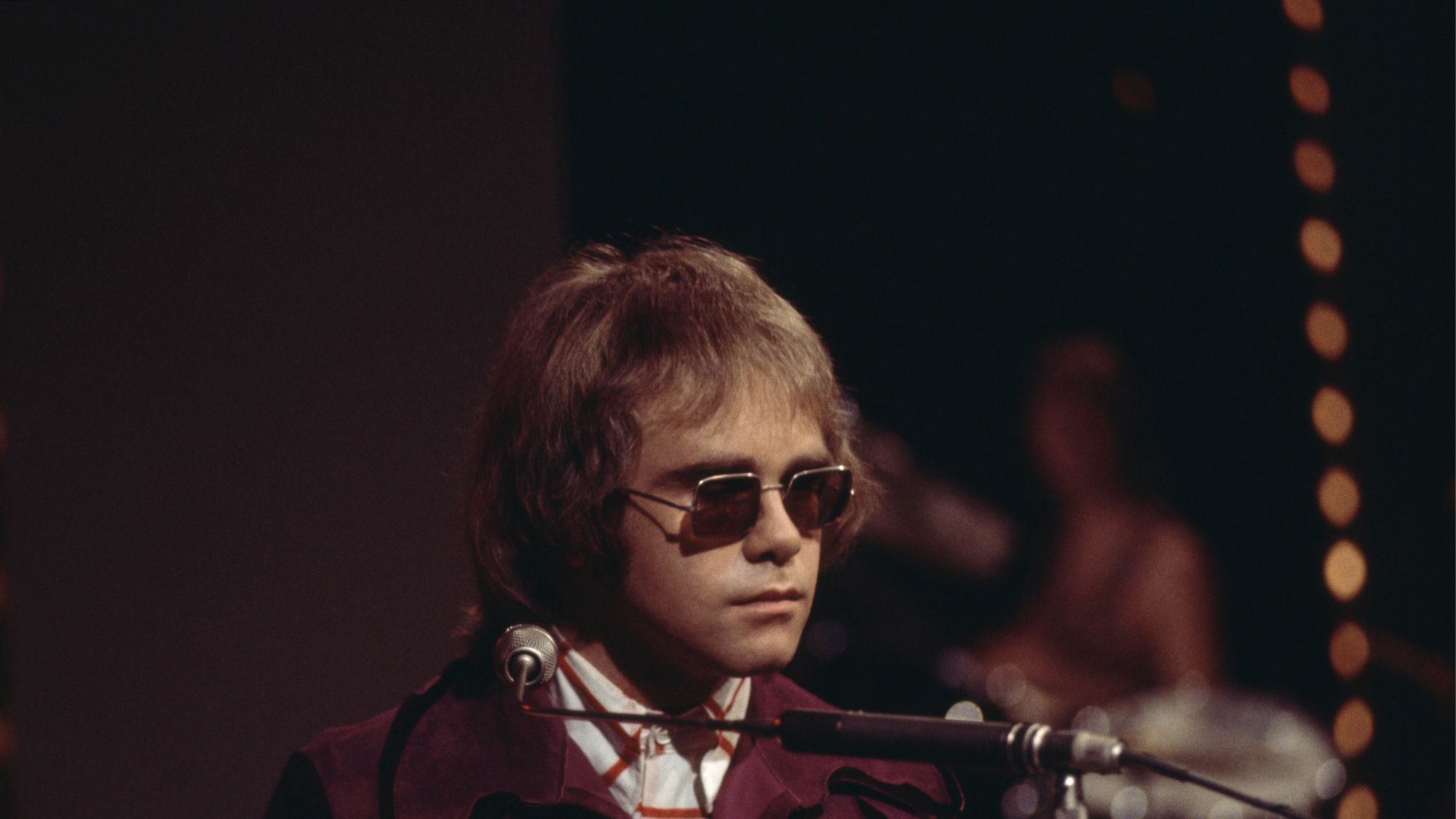 56 Years Ago, Elton John Released His First Charting Song That Later Became a Hit for Aretha Franklin: “We Were Gobsmacked”