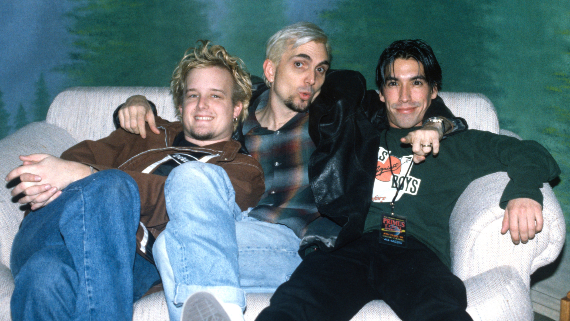 3 Rock Songs From the 1990s That Everyone Knows, but No One Celebrates as They Should