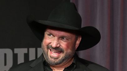 Garth Brooks Gushes Over This Cover of His 1993 No. 1 Hit: “Quit Doing Garth Stuff Better Than Garth”