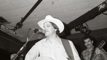 On This Day in 1981, Johnny Paycheck’s Loss Was George Strait’s Gain as the “King of Country” Released His First Major Hit