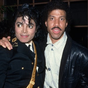 MIchael Jackson and Lionel Richie pose for a photo circa 1985. (Photo by Lester Cohen/ Getty Images