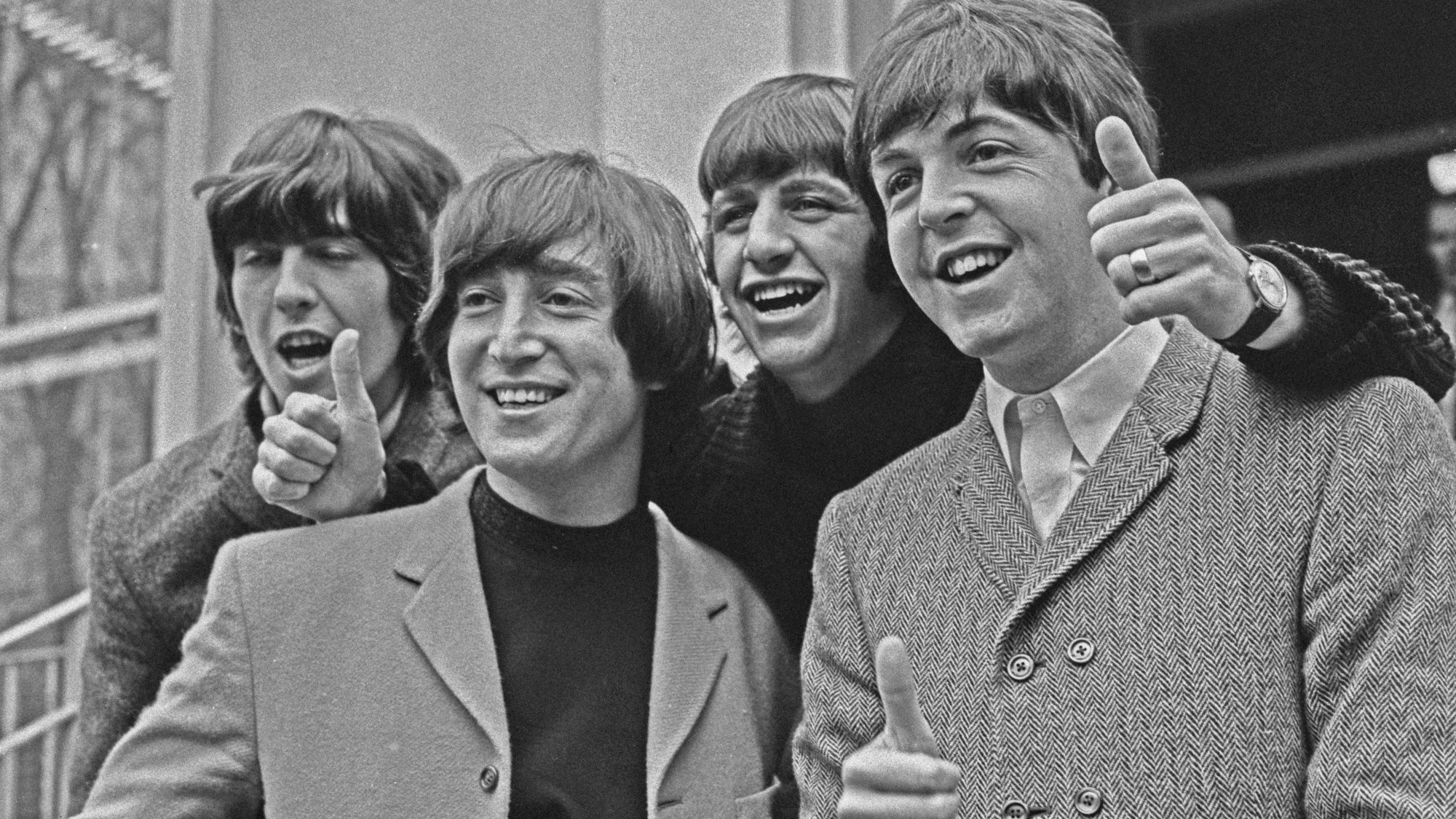ألقِ نظرة على الأغاني الفردية رقم 5 لفريق البيتلز منذ عام 1965