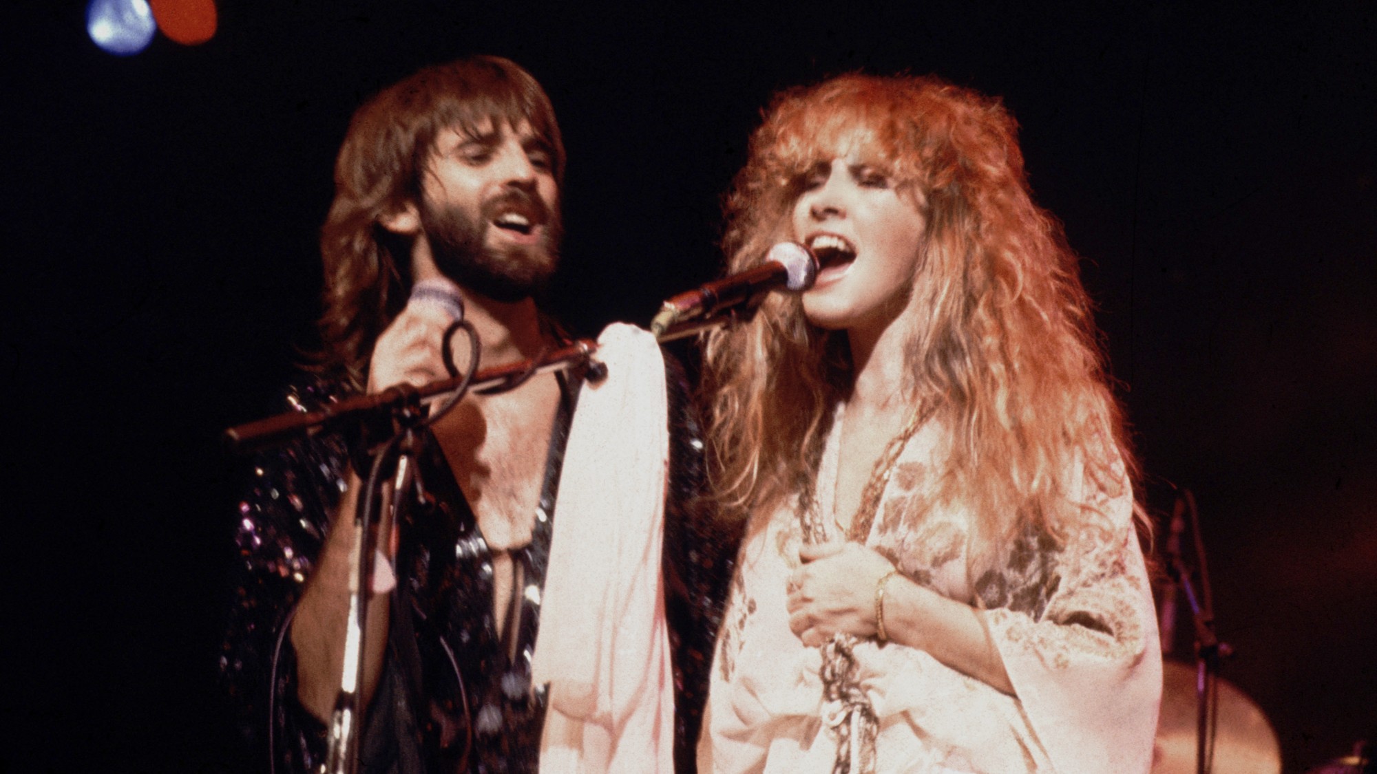 3 Duets From Classic Rock’s Golden Era of the 1970s That Still Give Us Chills Today
