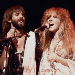 Singers Stevie Nicks and Kenny Loggins perform onstage circa 1978 in Los Angeles, California. (Photo by Chris Walter/Getty Images)