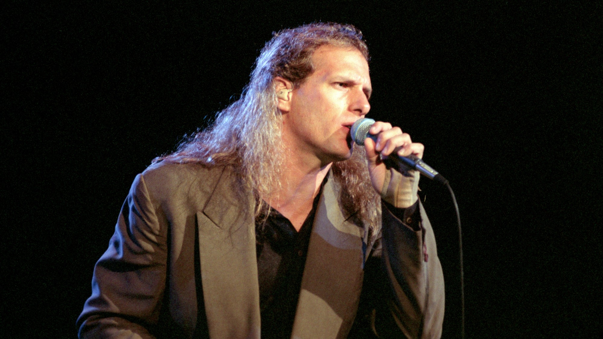 The Story Behind the 1986 Ballad That Michael Bolton and Journey’s Jonathan Cain Co-Wrote for Kenny Rogers