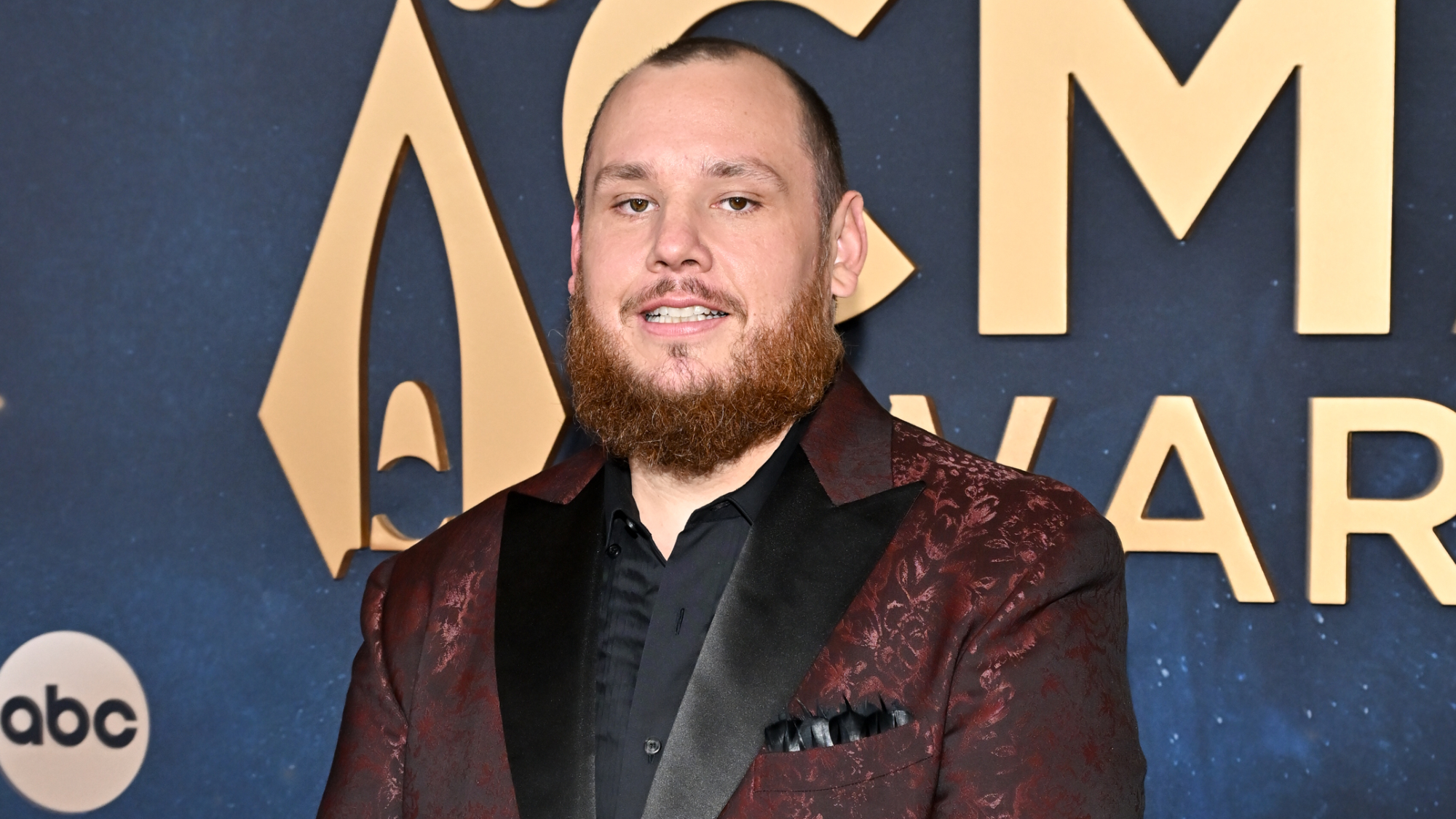 Luke Combs Gifts $150K to Indiana Children’s Hospital Amid His Packs with Purpose Initiative