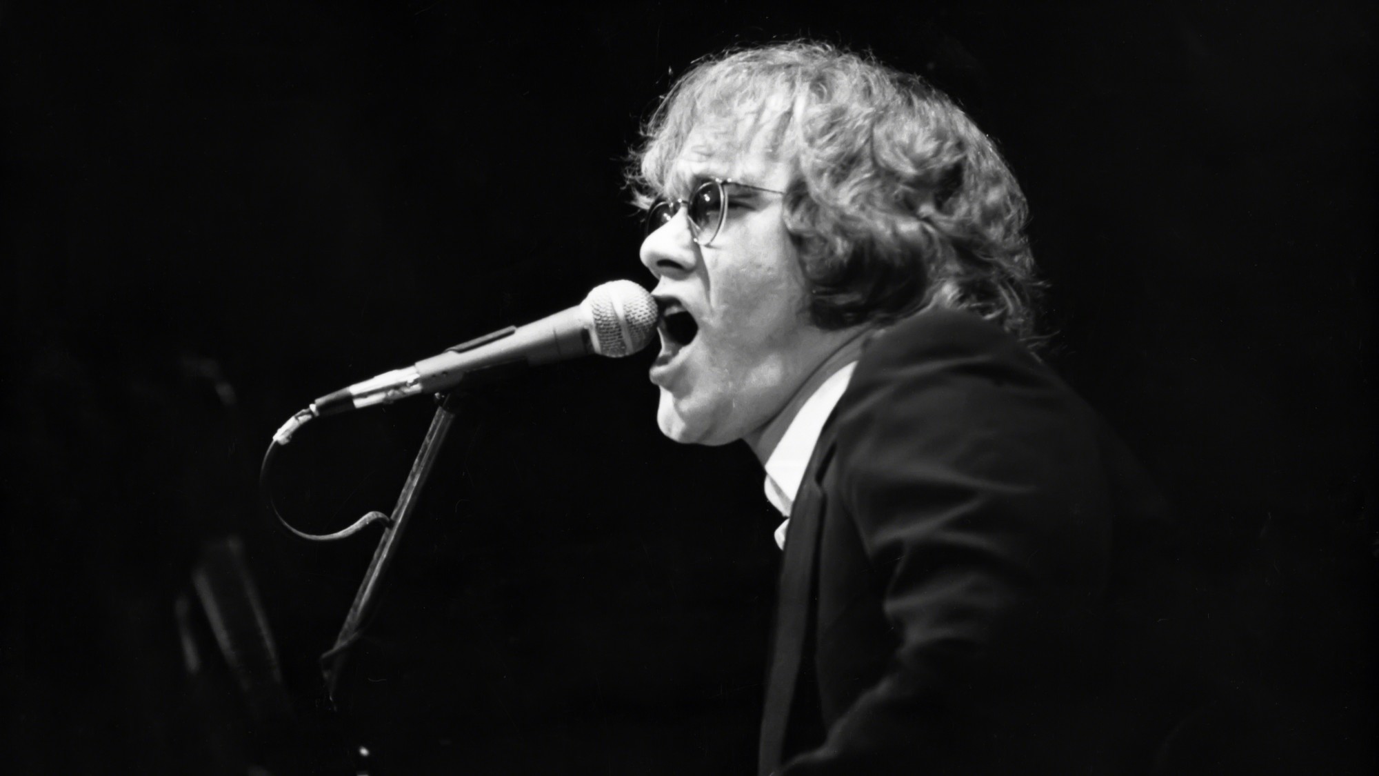 70s Kids Used To Jam Out to These 3 Songs; Now They Can’t Help but Get Creeped Out