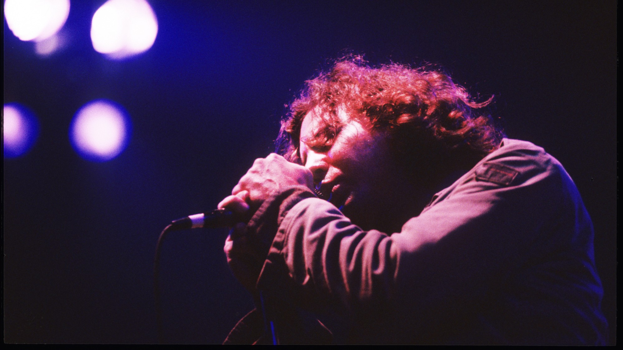 3 Grunge Songs From the 1990s That Are More Like Poetry