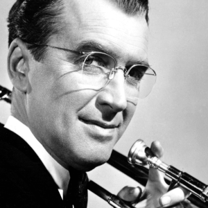 4 Swing Classics Guaranteed To Get Grandma On the Dance Floor